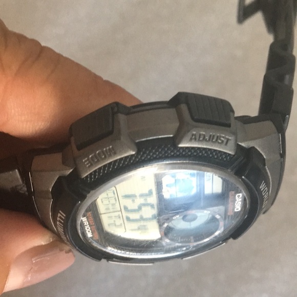 Casio World Time Illuminator Black Watch - Picture 5 of 5